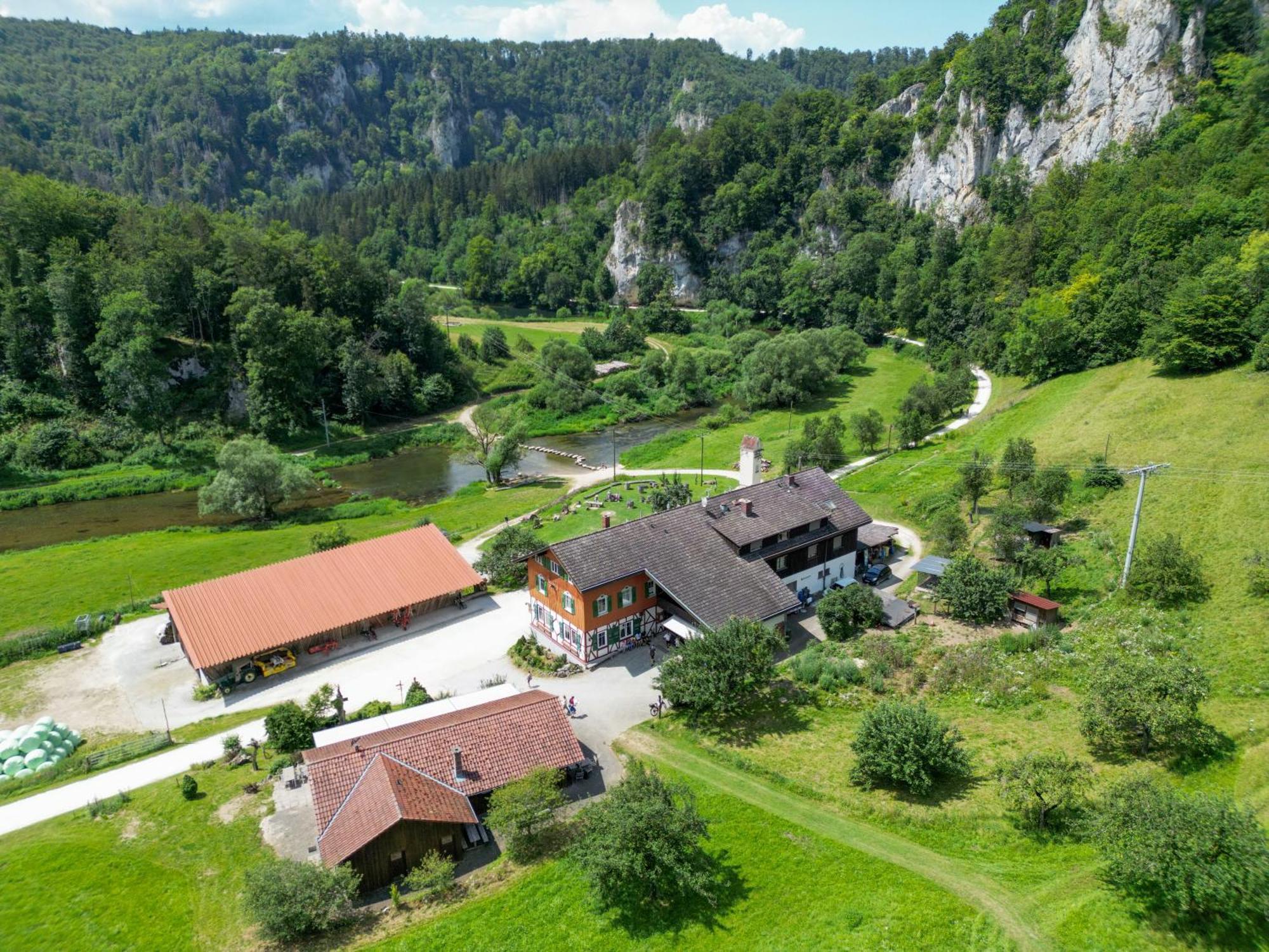 Gasthaus Jaegerhaus Fridingen an der Donau Exterior photo